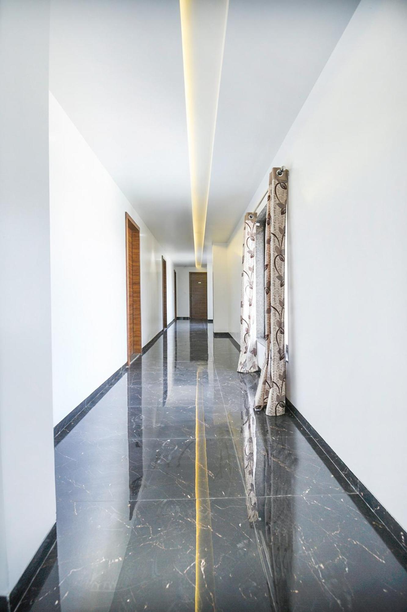 Oyo Flagship Hotel Shreeyash Executive Mangvadi Eksteriør bilde
