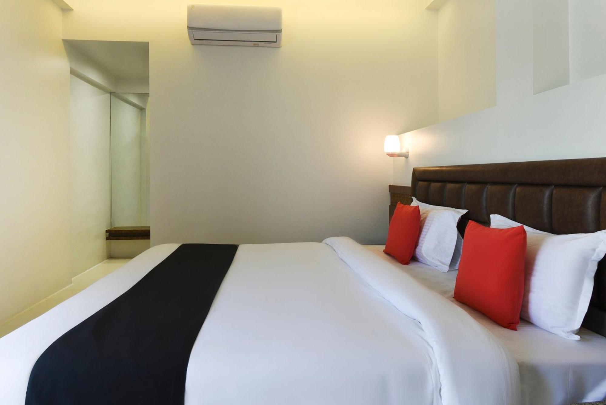 Oyo Flagship Hotel Shreeyash Executive Mangvadi Eksteriør bilde